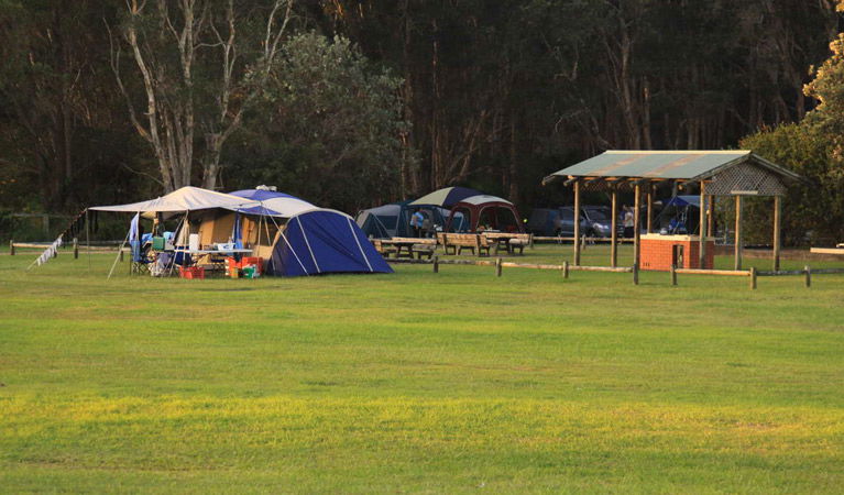 Booti Booti NSW Accommodation Broadbeach