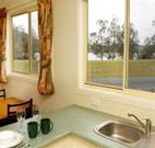 Mavis's Kitchen and Cabins - Accommodation Broadbeach