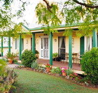 Birdhouse Cottage and Bed and Breakfast - Accommodation Broadbeach