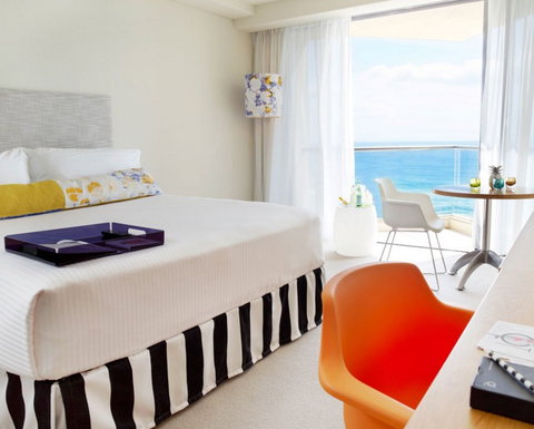 QT Gold Coast - Accommodation Broadbeach 2