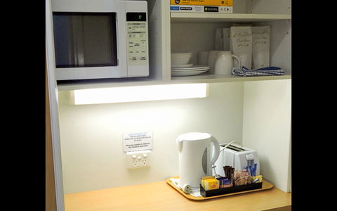 BEST WESTERN Airport 85 Motel - Accommodation Broadbeach 11