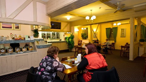 BEST WESTERN Balmoral Motor Inn - Accommodation Broadbeach 3