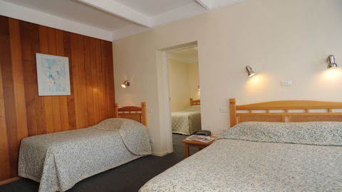 BEST WESTERN Banjo Paterson Motor Inn - Accommodation Broadbeach 0