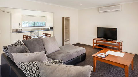 BEST WESTERN Aspen And Apartments - Accommodation Broadbeach 2
