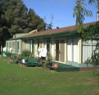 Jenny's Lake - Accommodation Broadbeach