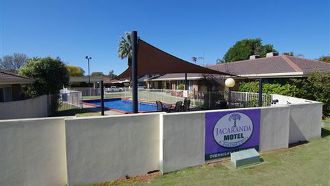 Jacaranda Motel & Holiday Units - Accommodation Broadbeach 2