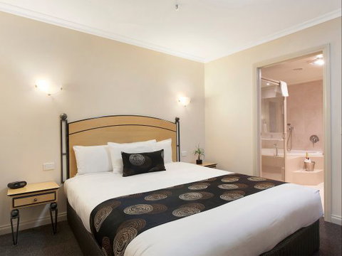Melbourne Metropole Central - Accommodation Broadbeach 1