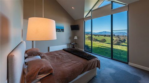 Merrindie - Accommodation Broadbeach 2