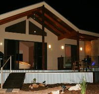 Pike River Luxury Villas - Accommodation Broadbeach