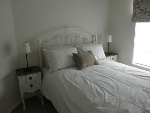 C&C's Bed And Breakfast - Accommodation Broadbeach 3