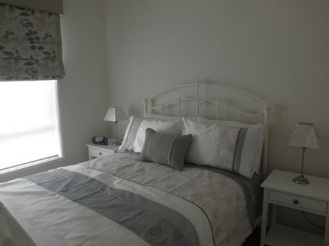 C&C's Bed And Breakfast - Accommodation Broadbeach 4