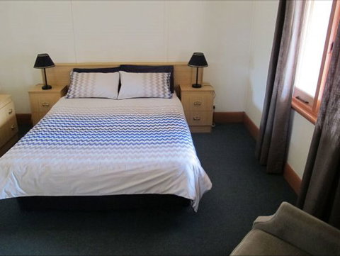 Ellison's Holiday Home - Accommodation Broadbeach 2