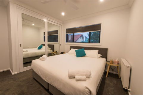 The Bright House - Accommodation Broadbeach 5