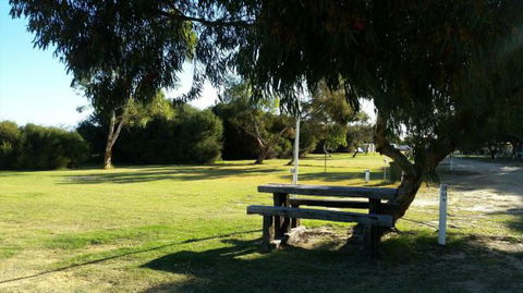 Batavia Coast Caravan Park - Accommodation Broadbeach 0