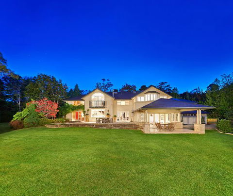 Ellengowan - Accommodation Broadbeach 0