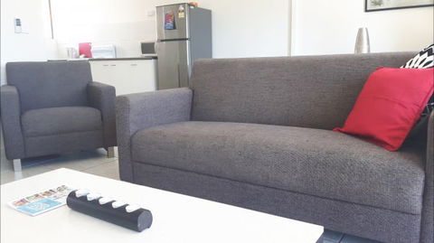 Jadran Motel And El Jays Holiday Lodge - Accommodation Broadbeach 1