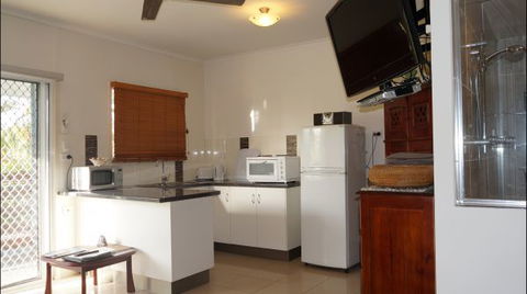 La Solana Holiday Apartments  - Mackay - Accommodation Broadbeach 5