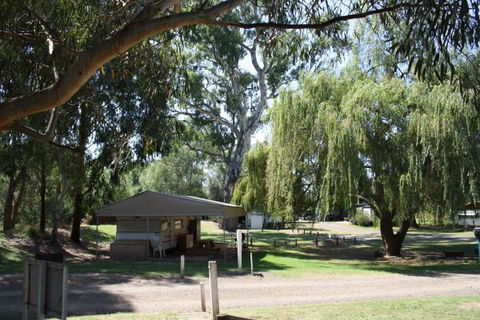 Molesworth Recreation Reserve And Caravan Park - Accommodation Broadbeach 8