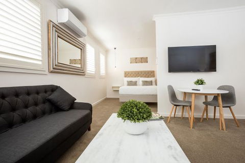 Newington Apartments - Accommodation Broadbeach 0