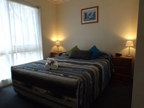 Surfside Holiday Apartments - Accommodation Broadbeach 4