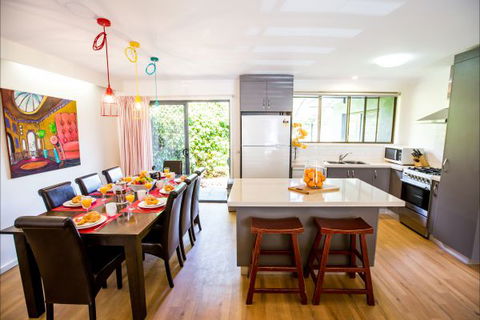 Tessies House - Accommodation Broadbeach 0