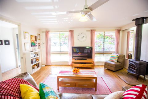 Tessies House - Accommodation Broadbeach 2