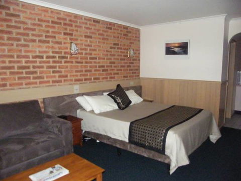 BEST WESTERN Colonial Motor Inn Bairnsdale - Accommodation Broadbeach 0