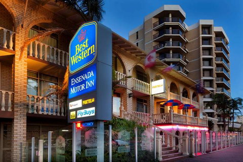 BEST WESTERN Ensenada Motor Inn & Suites - Accommodation Broadbeach 7