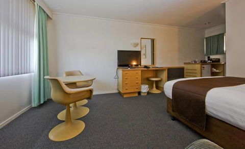 BEST WESTERN Hospitality Inns Geraldton - Accommodation Broadbeach 3