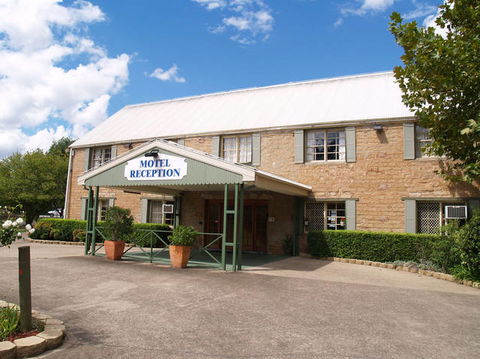 Campbelltown Colonial Motor Inn - Accommodation Broadbeach 0