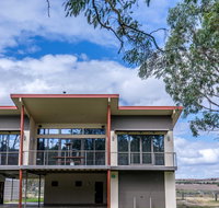 River Shack Rentals - Bowhill - Accommodation Broadbeach
