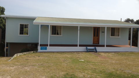 The Castle - Accommodation Broadbeach 0