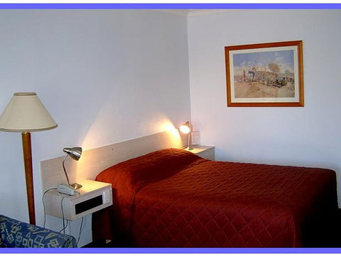 NOAH'S Mid City Motor Inn - Accommodation Broadbeach 2