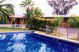 Overlander Hotel Motel - Accommodation Broadbeach 0