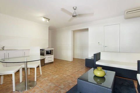 Paradise On The Beach Resort - Accommodation Broadbeach 3