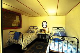Price Morris Cottage - Accommodation Broadbeach 3