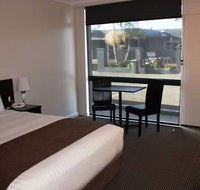 Sunshine Motor Inn - Accommodation Broadbeach