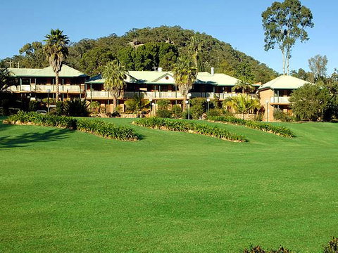 The Retreat At Wisemans - Accommodation Broadbeach 0