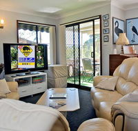 WOMBATS BB - Apartments - AAA 3.5 rated Gosford - Accommodation Broadbeach