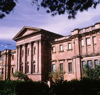 Australian Museum - Accommodation Broadbeach