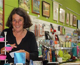 Artists On Parade Art Gallery - Accommodation Broadbeach 0