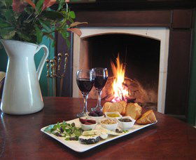 Ambermere Inn - EST 1845 - Accommodation Broadbeach 0