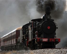 Lachlan Valley Railway - Accommodation Broadbeach 0