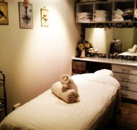 Refresh Face and Body - Accommodation Broadbeach