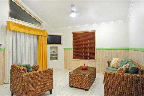 BIG4 Adventure Whitsunday Resort - Accommodation Broadbeach 9