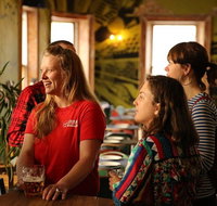 Afternoon in Melbourne Small Group Booze and History Tour - Accommodation Broadbeach