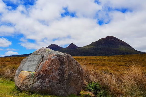 Tasmania 13 Day Premium Tour - Accommodation Broadbeach 1