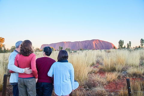 Ayers Rock Combo: Uluru Base And Sunset Plus Uluru Sunrise And Kata Tjuta With An Optional BBQ Dinner Or Kings Canyon Day Trip - Accommodation Broadbeach 8