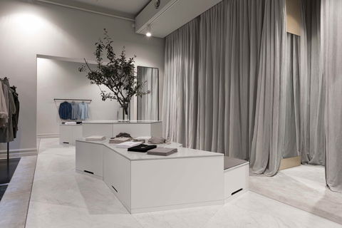 Jac+ Jack Strand Arcade - Accommodation Broadbeach 1