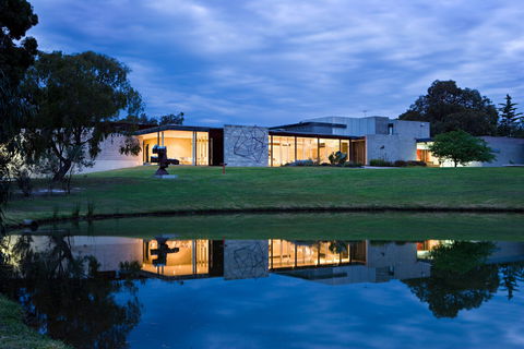 McClelland Sculpture Park + Gallery - Accommodation Broadbeach 1